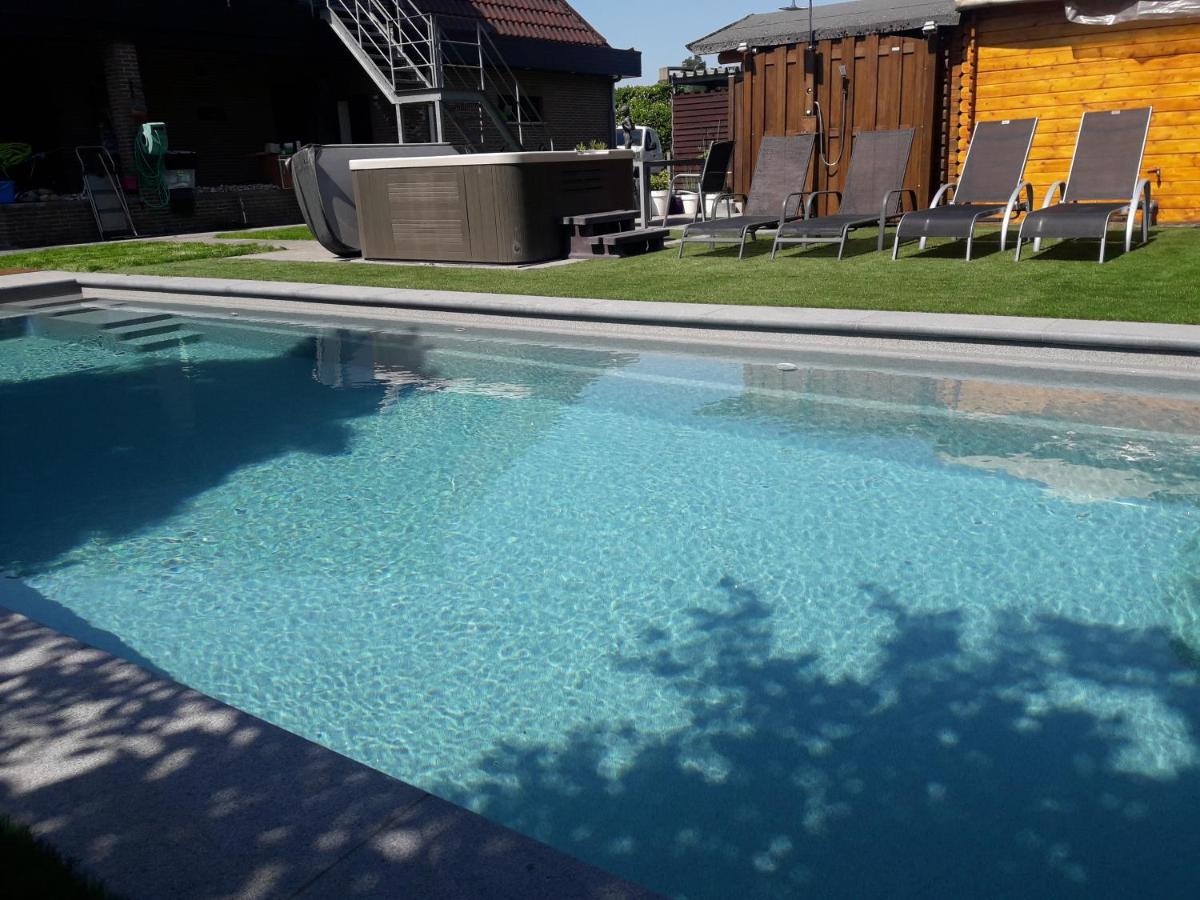 Appartement All In & Zwembad Leopoldsburg Exterior foto